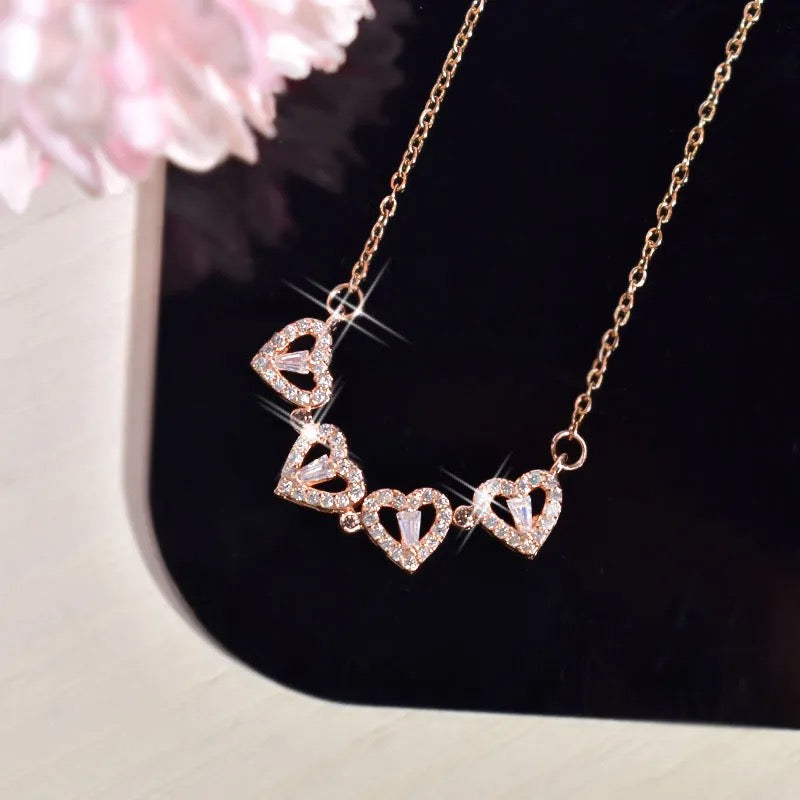 Collier Cora