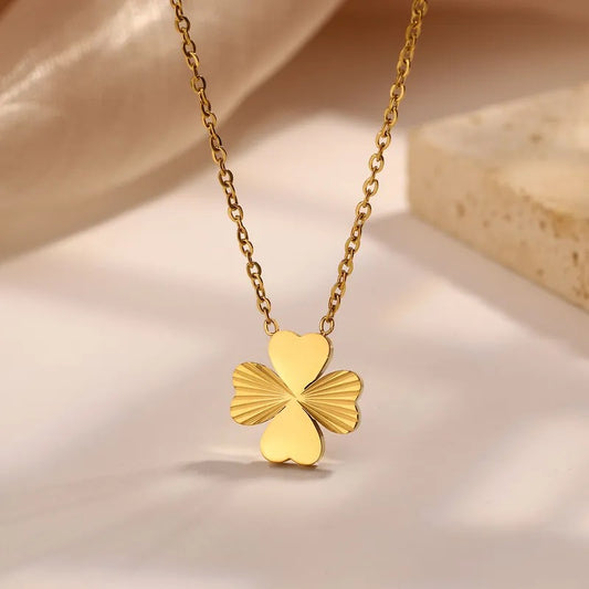 Collier Chance
